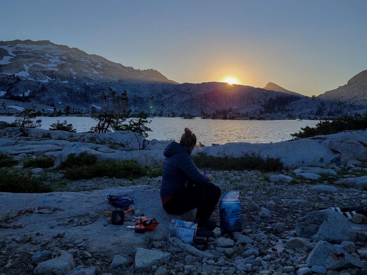 overnight backpacking in lake tahoe on the tahoe rim trail